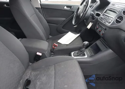 2013 Volkswagen Tiguan S from USA, damaged, VIN WVGAV3AX6DW626945